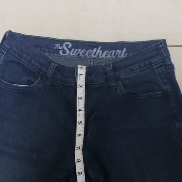 ✳✳FINAL LOWEST PRICE! Old Navy sweetheart jeans - Picture 3 of 5